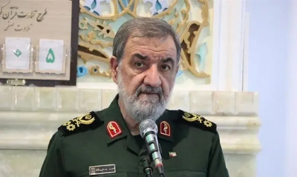 مستشار مرشد إيران يهدد بتوسيع العمليات العسكرية باتجاه باب المندب والبحر الأحمر
